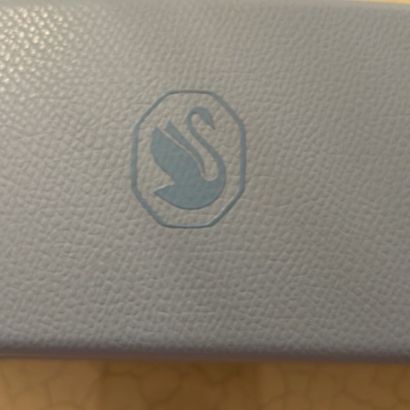 Swarovski Clamshell Eyeglasses Sunglasses Case with Cloth. Blue color - Picture 2 of 9